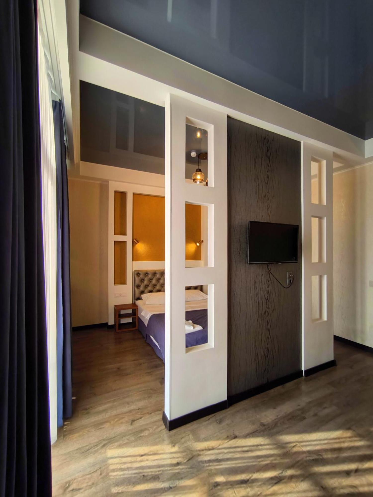Hotel Panoramic クタイシ エクステリア 写真