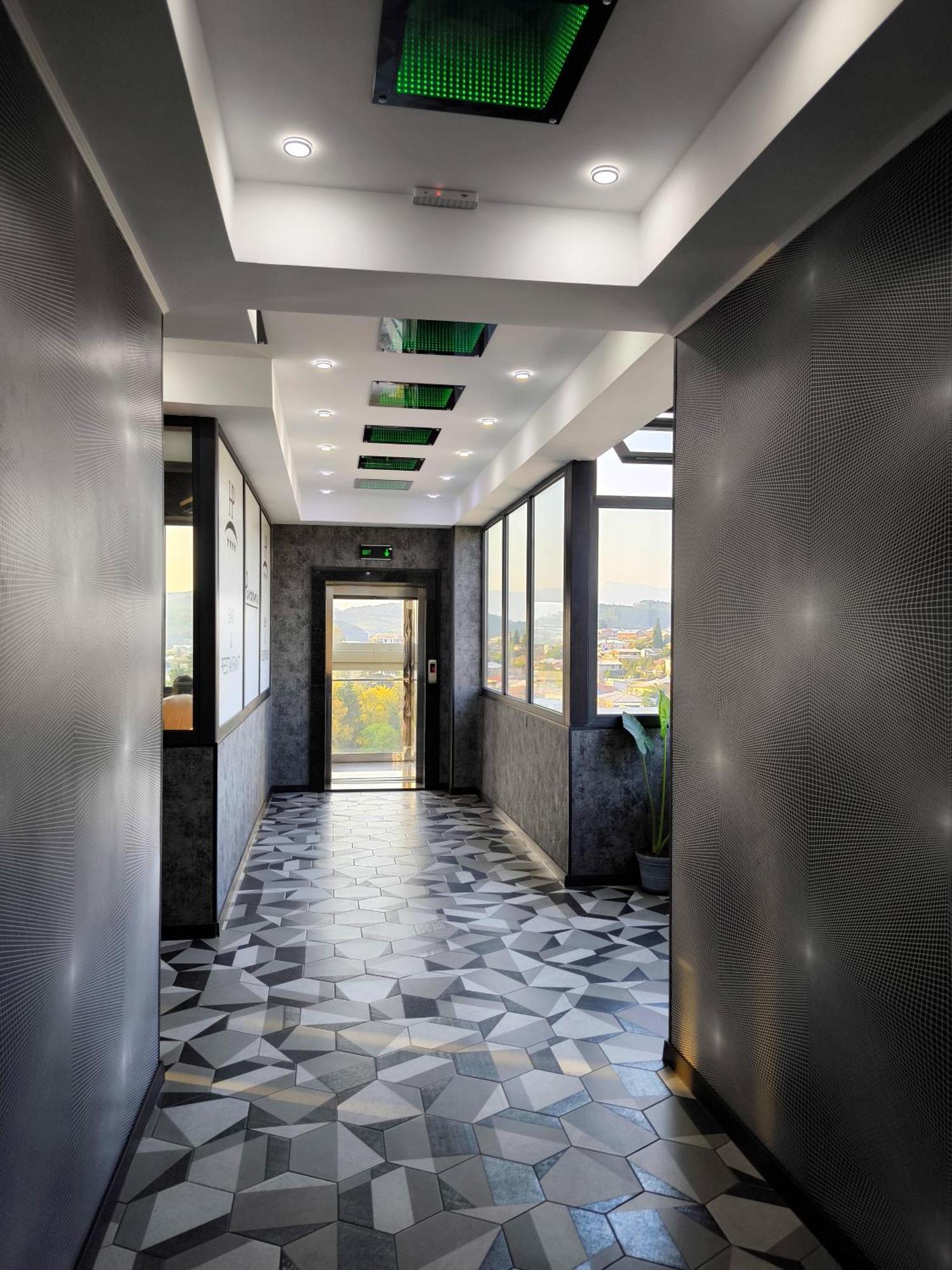 Hotel Panoramic クタイシ エクステリア 写真
